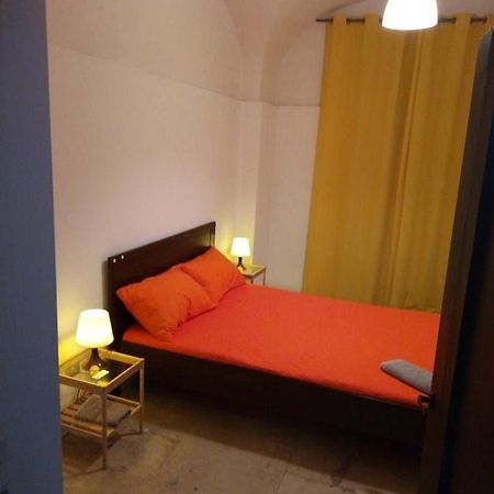 Garibaldi Centro Apartment Bari Luaran gambar